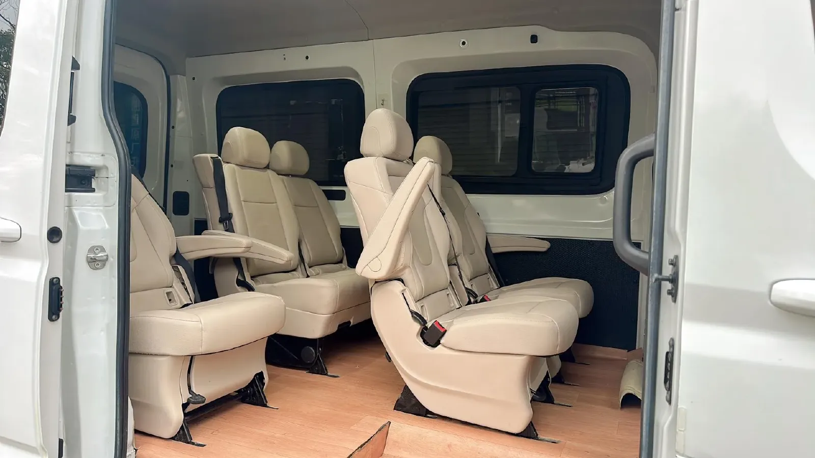 2020 DongFeng DFAC YuFeng 2.5T 136HP L4 6MT,autocango,china used car exporter,china ev exporter,chinese used car exporter,chinese used ev exporter