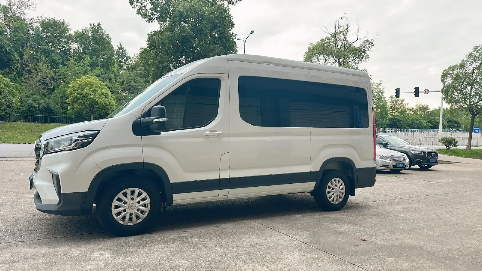 2020 DongFeng DFAC YuFeng 2.5T 136HP L4 6MT,autocango,china used car exporter,china ev exporter,chinese used car exporter,chinese used ev exporter