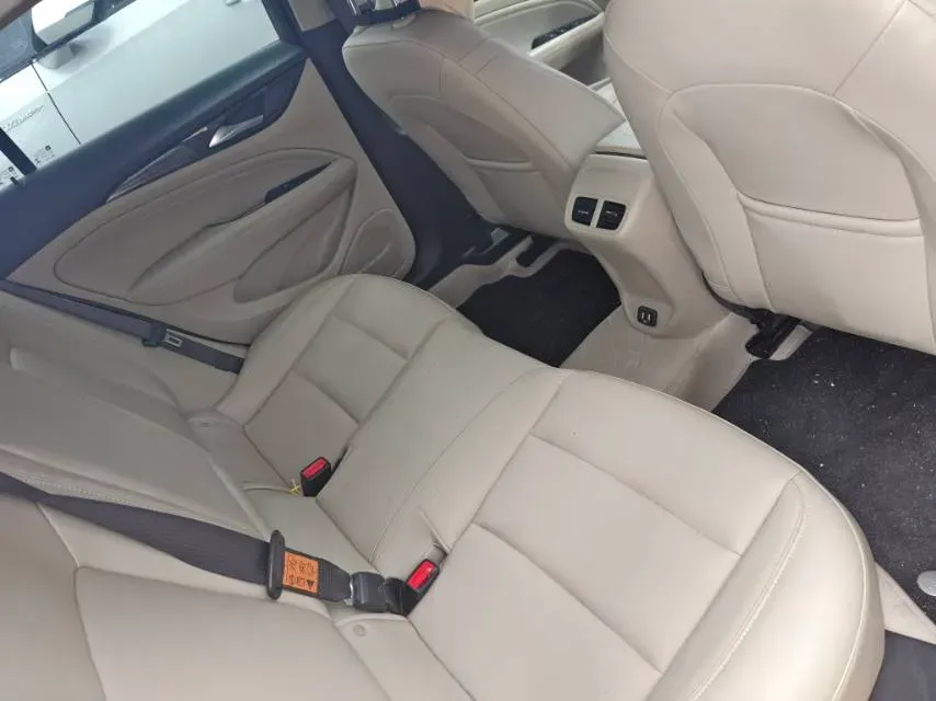 2021 Buick Regal 1.5T 169HP L4 9AT,autocango,china used car exporter,china ev exporter,chinese used car exporter,chinese used ev exporter