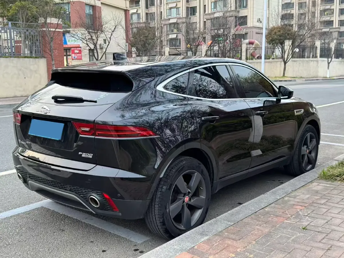2018 Jaguar XEL 2.0T 200HP L4 8AT,autocango,china used car exporter,china ev exporter,chinese used car exporter,chinese used ev exporter