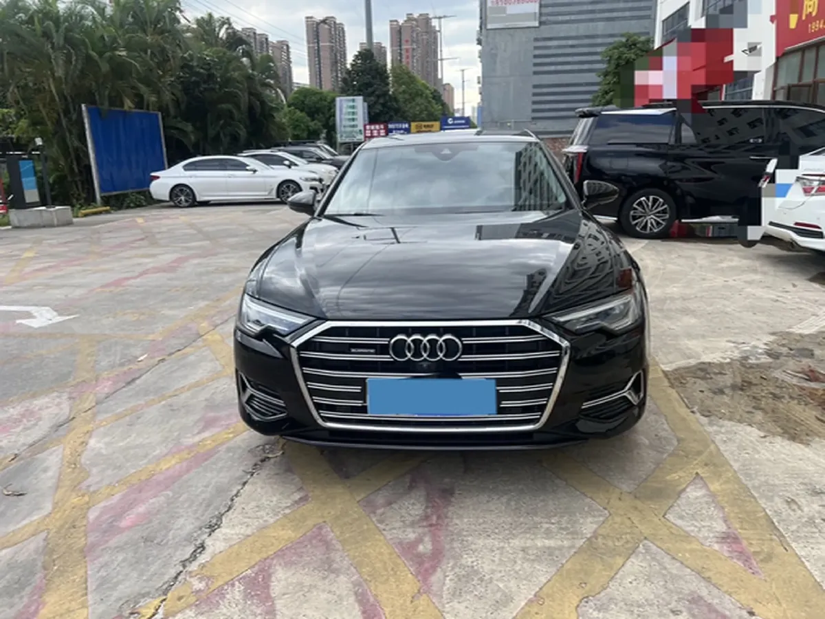 2023 Audi A6L 2.0T 245HP L4 7DCT,autocango,china used car exporter,china ev exporter,chinese used car exporter,chinese used ev exporter