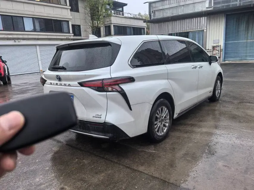 2021 Toyota Sienna 2.5L 192HP L4 E-CVT Hybrid,autocango,china used car exporter,china ev exporter,chinese used car exporter,chinese used ev exporter