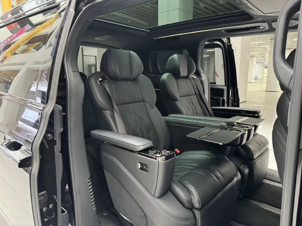 2024 Zeekr 009 BEV 108KWH,autocango,china used car exporter,china ev exporter,chinese used car exporter,chinese used ev exporter