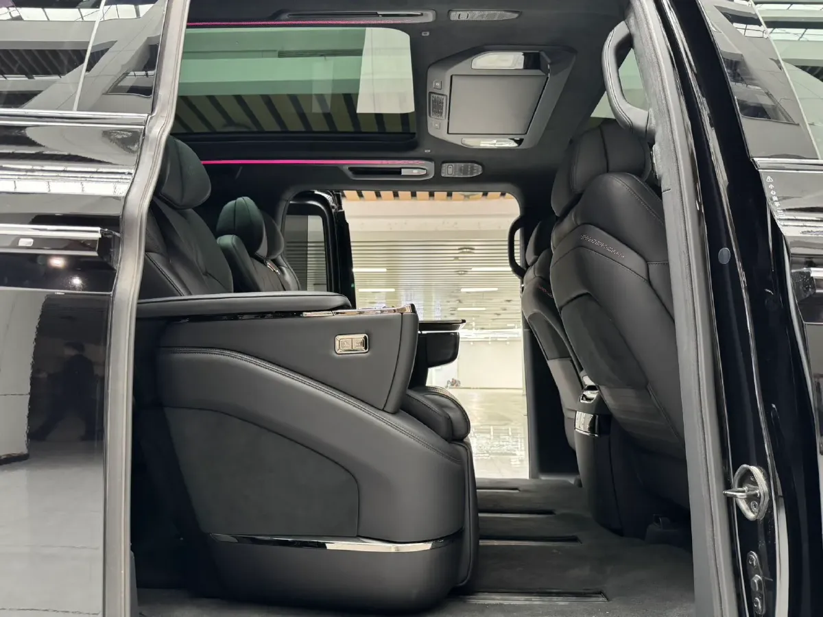 2024 Zeekr 009 BEV 108KWH,autocango,china used car exporter,china ev exporter,chinese used car exporter,chinese used ev exporter