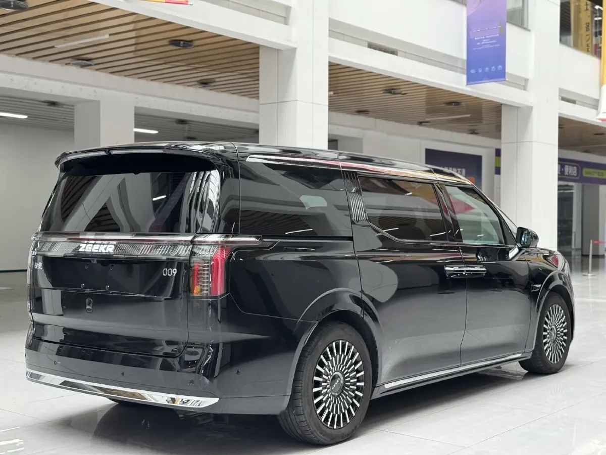 2024 Zeekr 009 BEV 108KWH,autocango,china used car exporter,china ev exporter,chinese used car exporter,chinese used ev exporter