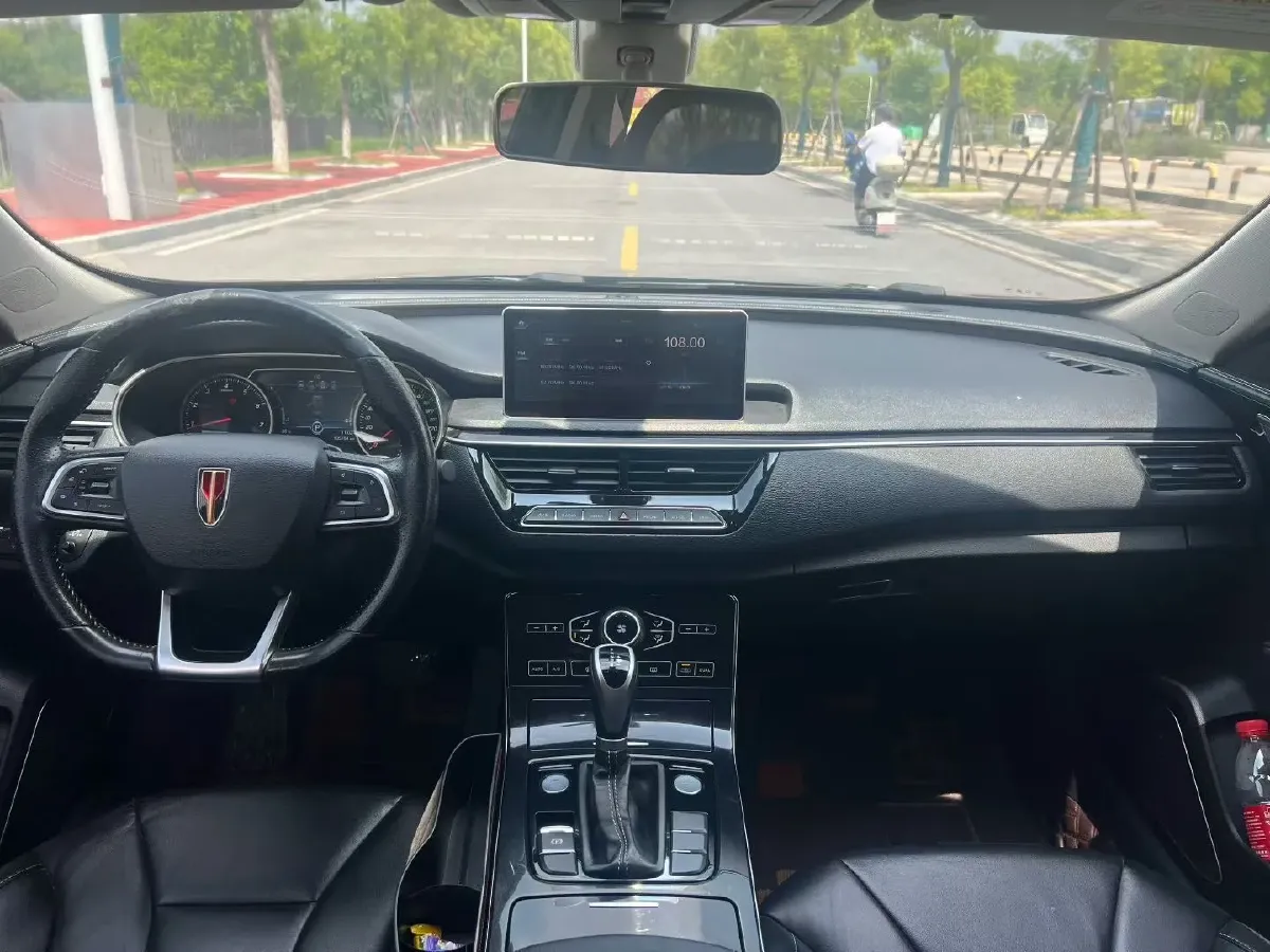 2019 HongQi H5 1.8T 180HP L4 6AT,autocango,china used car exporter,china ev exporter,chinese used car exporter,chinese used ev exporter