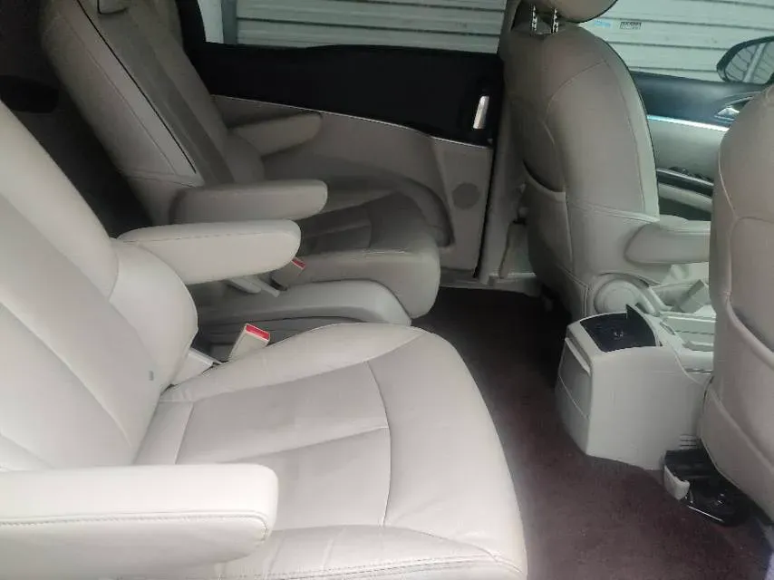 2021 Buick GL8 2.0T 237HP L4 9AT,autocango,china used car exporter,china ev exporter,chinese used car exporter,chinese used ev exporter