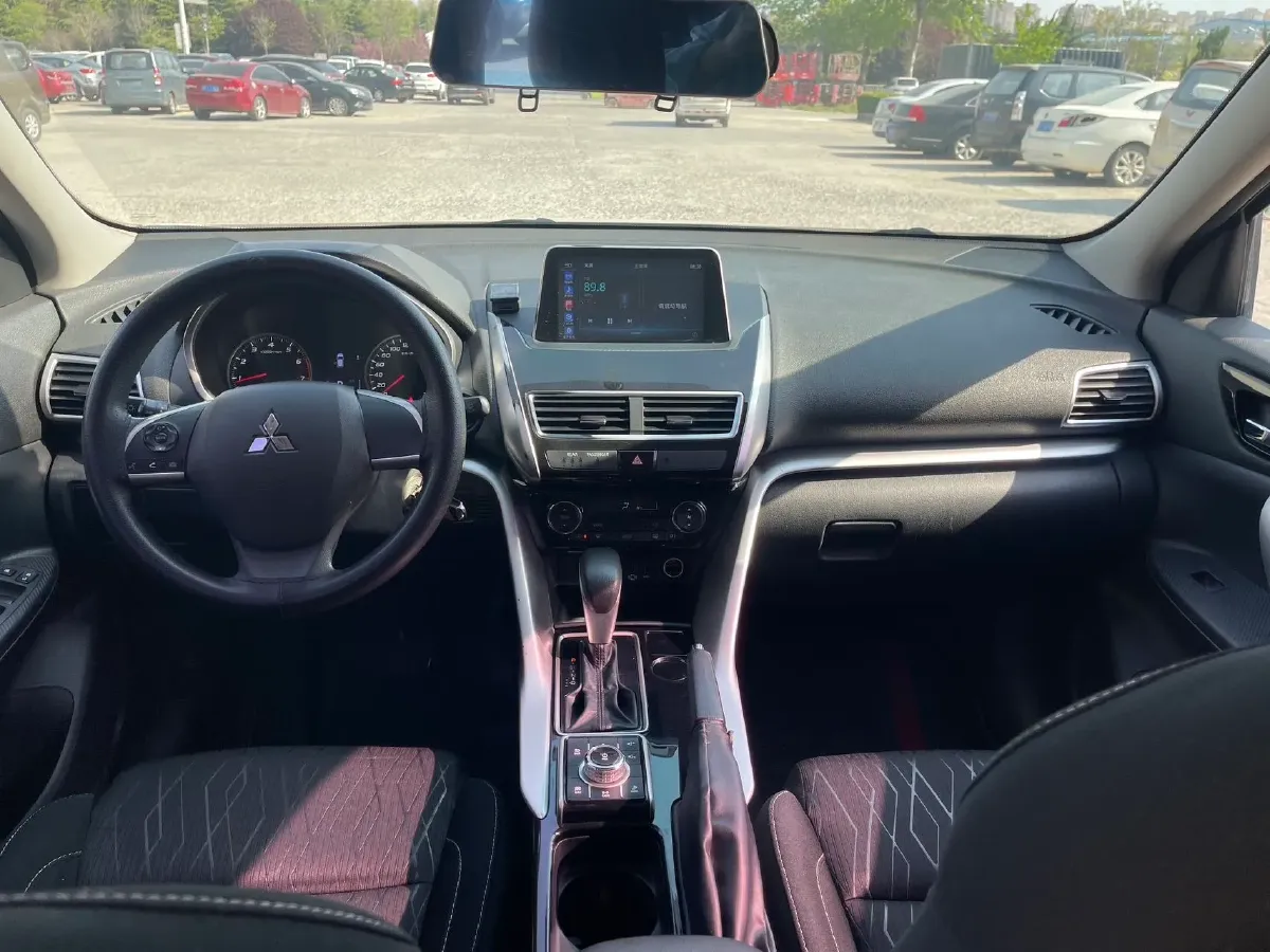 2018 Mitsubishi Eclipse Cross 1.5T 170HP L4 CVT,autocango,china used car exporter,china ev exporter,chinese used car exporter,chinese used ev exporter