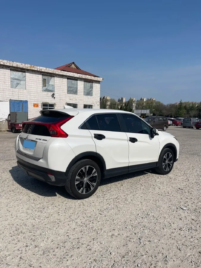 2018 Mitsubishi Eclipse Cross 1.5T 170HP L4 CVT,autocango,china used car exporter,china ev exporter,chinese used car exporter,chinese used ev exporter