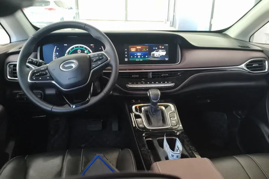 2023 GAC Trumpchi M6 1.5T 177HP L4 7DCT,autocango,china used car exporter,china ev exporter,chinese used car exporter,chinese used ev exporter