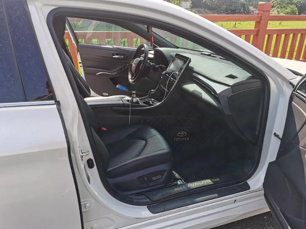 2023 Toyota Avalon 2.0L 177HP L4 CVT,autocango,china used car exporter,china ev exporter,chinese used car exporter,chinese used ev exporter