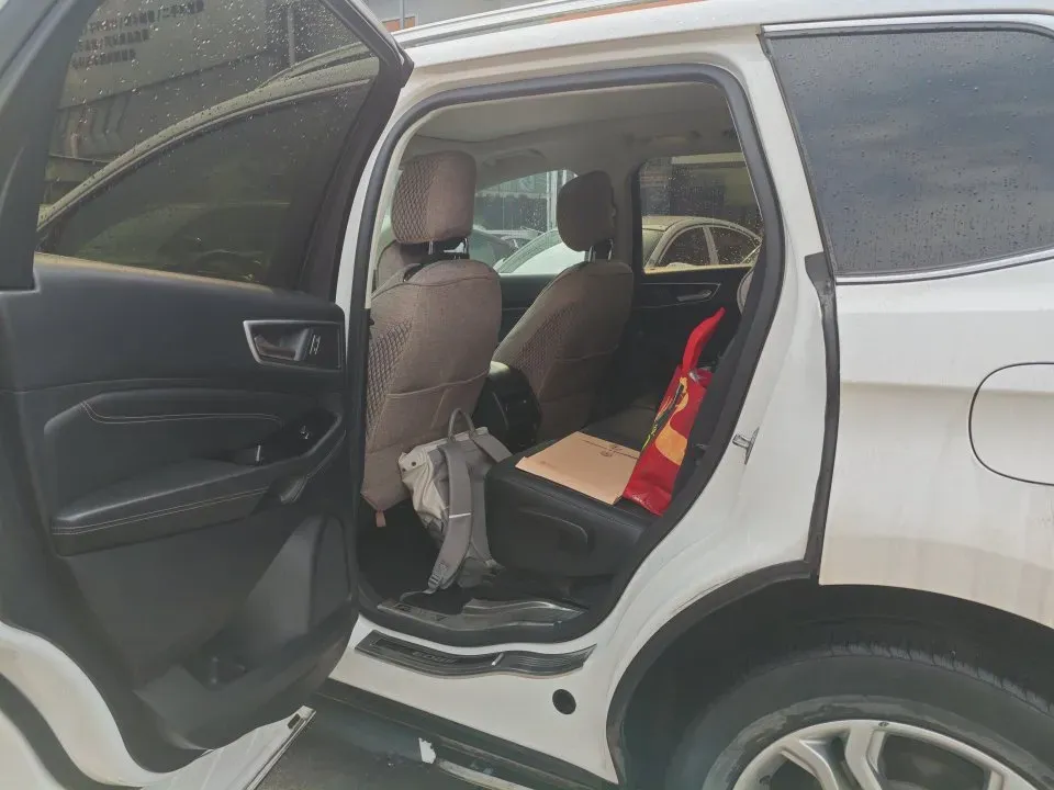 2018 Ford Edge 2.0T 245HP L4 6AT,autocango,china used car exporter,china ev exporter,chinese used car exporter,chinese used ev exporter