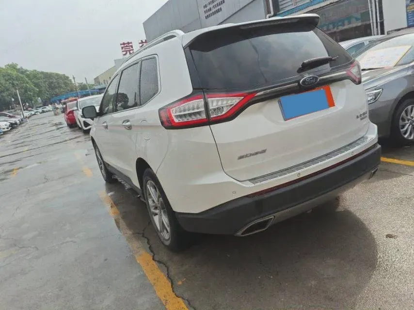 2018 Ford Edge 2.0T 245HP L4 6AT,autocango,china used car exporter,china ev exporter,chinese used car exporter,chinese used ev exporter