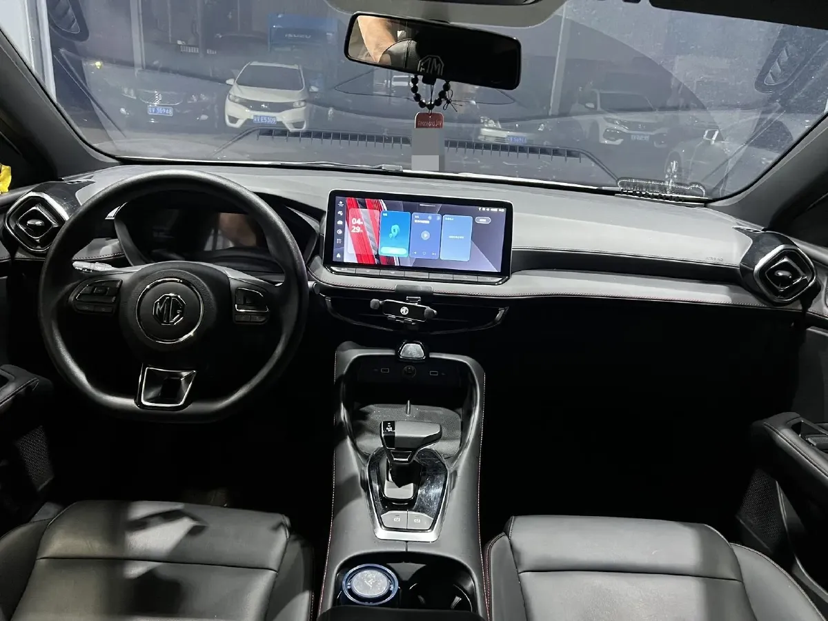 2025 MG 5 1.5T 181HP L4 7DCT,autocango,china used car exporter,china ev exporter,chinese used car exporter,chinese used ev exporter