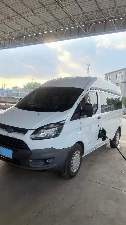 2019 Ford Transit 2.0T 121HP L4 5MT,autocango,china used car exporter,china ev exporter,chinese used car exporter,chinese used ev exporter