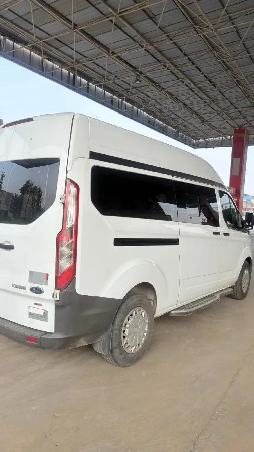 2019 Ford Transit 2.0T 121HP L4 5MT,autocango,china used car exporter,china ev exporter,chinese used car exporter,chinese used ev exporter