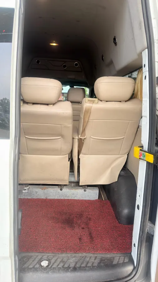 2019 Ford Transit 2.0T 121HP L4 5MT,autocango,china used car exporter,china ev exporter,chinese used car exporter,chinese used ev exporter