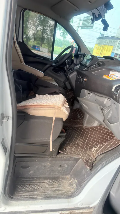 2019 Ford Transit 2.0T 121HP L4 5MT,autocango,china used car exporter,china ev exporter,chinese used car exporter,chinese used ev exporter
