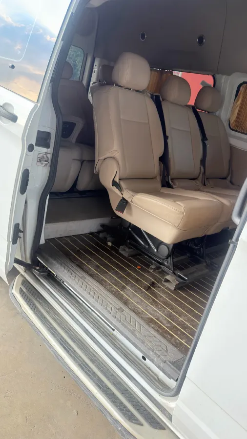2019 Ford Transit 2.0T 121HP L4 5MT,autocango,china used car exporter,china ev exporter,chinese used car exporter,chinese used ev exporter