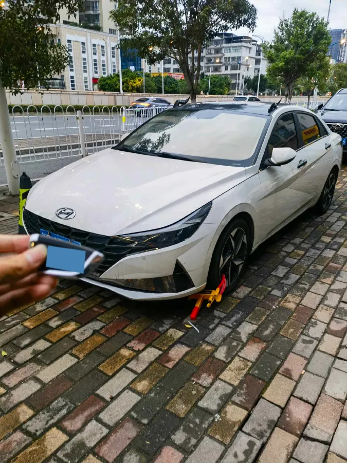 2021 Hyundai Elantra 1.5L 115HP L4 CVT,autocango,china used car exporter,china ev exporter,chinese used car exporter,chinese used ev exporter