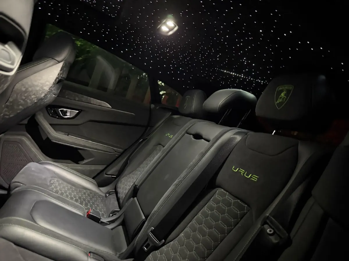 2021 Lamborghini Urus 4.0T 641HP V8 8AT,autocango,china used car exporter,china ev exporter,chinese used car exporter,chinese used ev exporter