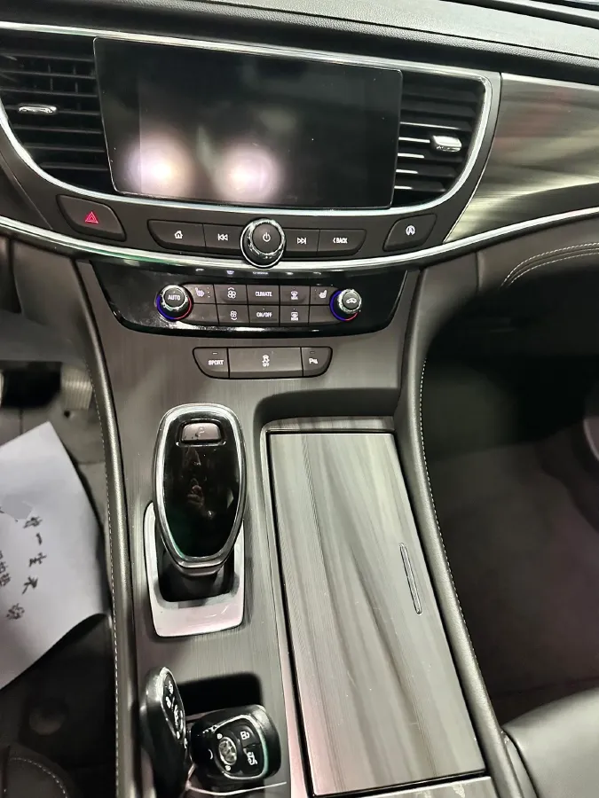 2019 Buick Larcosse 2.0T 241HP L4 9AT,autocango,china used car exporter,china ev exporter,chinese used car exporter,chinese used ev exporter
