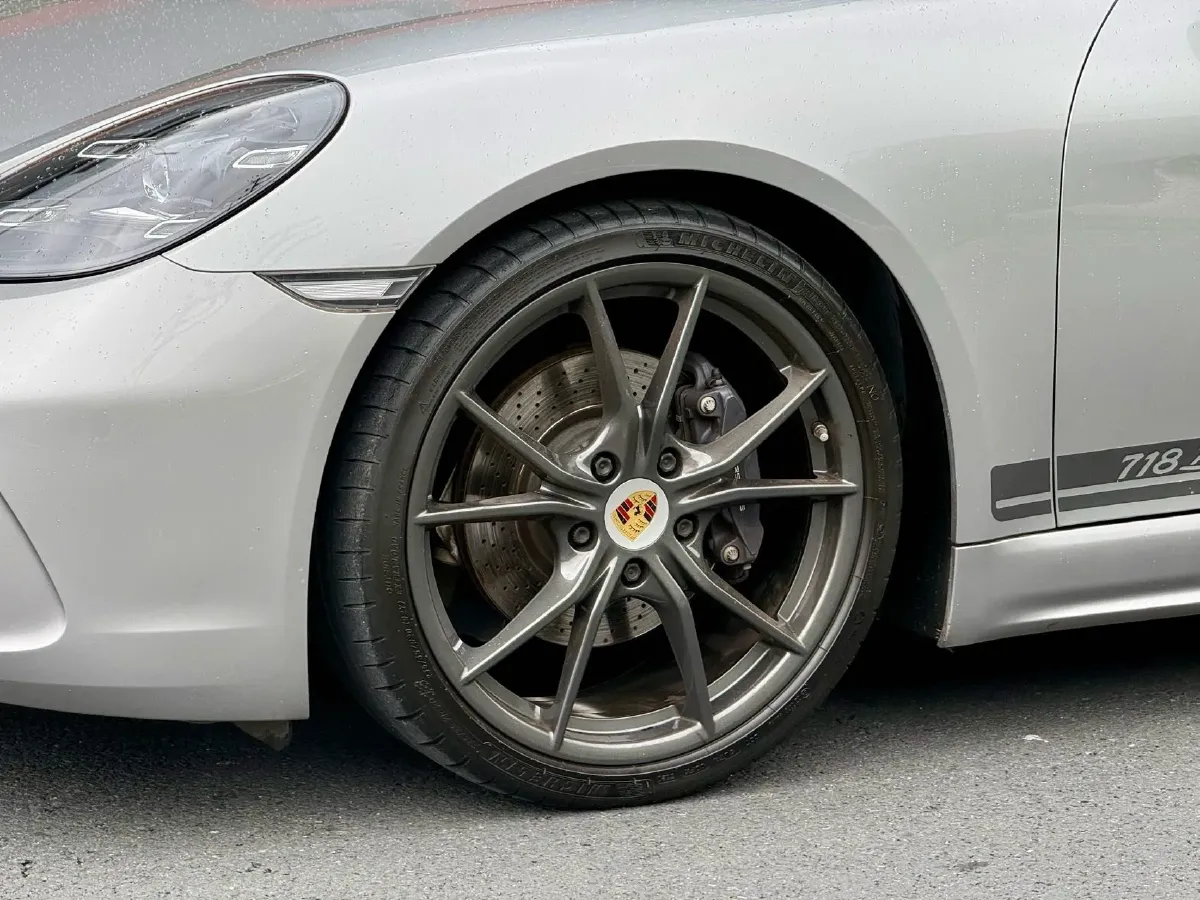 2019 Porsche 718 2.0T 300HP H4 7DCT,autocango,china used car exporter,china ev exporter,chinese used car exporter,chinese used ev exporter