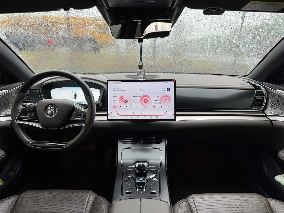 2023 BYD Han BEV 72KWH,autocango,china used car exporter,china ev exporter,chinese used car exporter,chinese used ev exporter