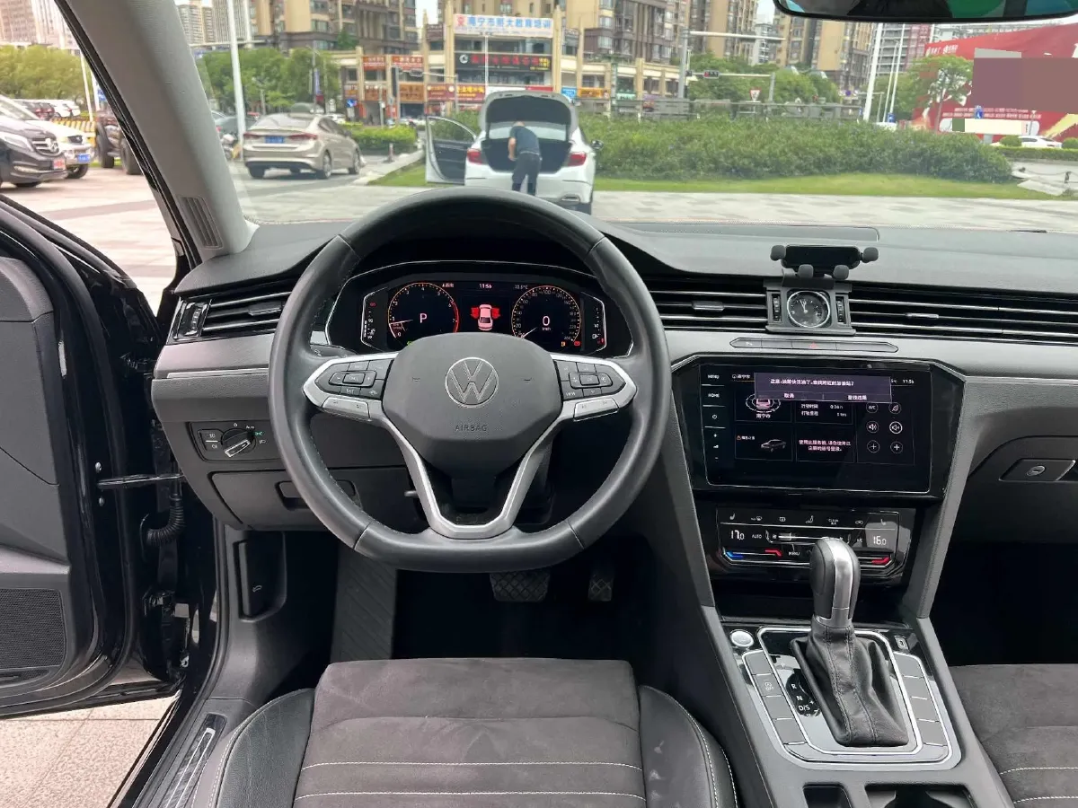 2021 Volkswagen Magotan 2.0T 186HP L4 7DCT,autocango,china used car exporter,china ev exporter,chinese used car exporter,chinese used ev exporter