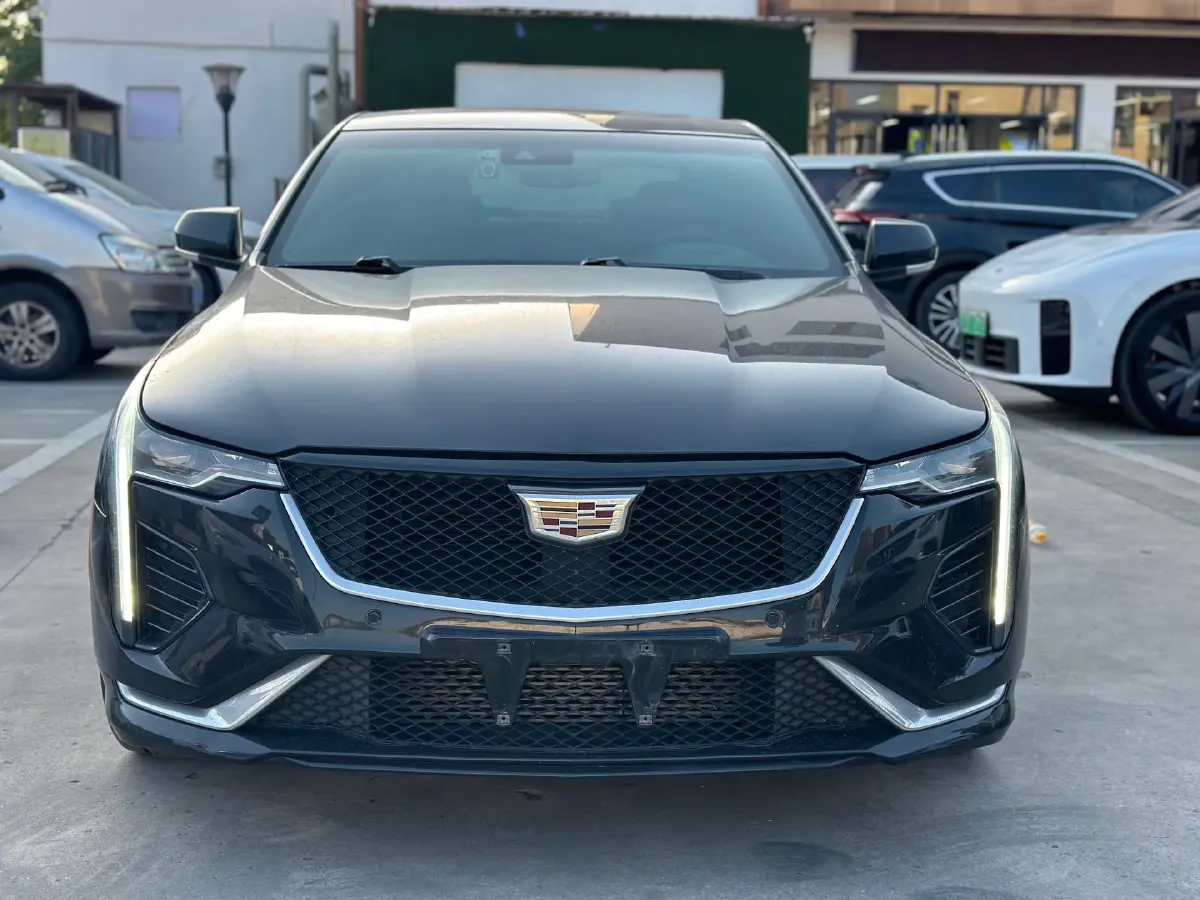 2021 Cadillac CT4 2.0T 237HP L4 8AT,autocango,china used car exporter,china ev exporter,chinese used car exporter,chinese used ev exporter