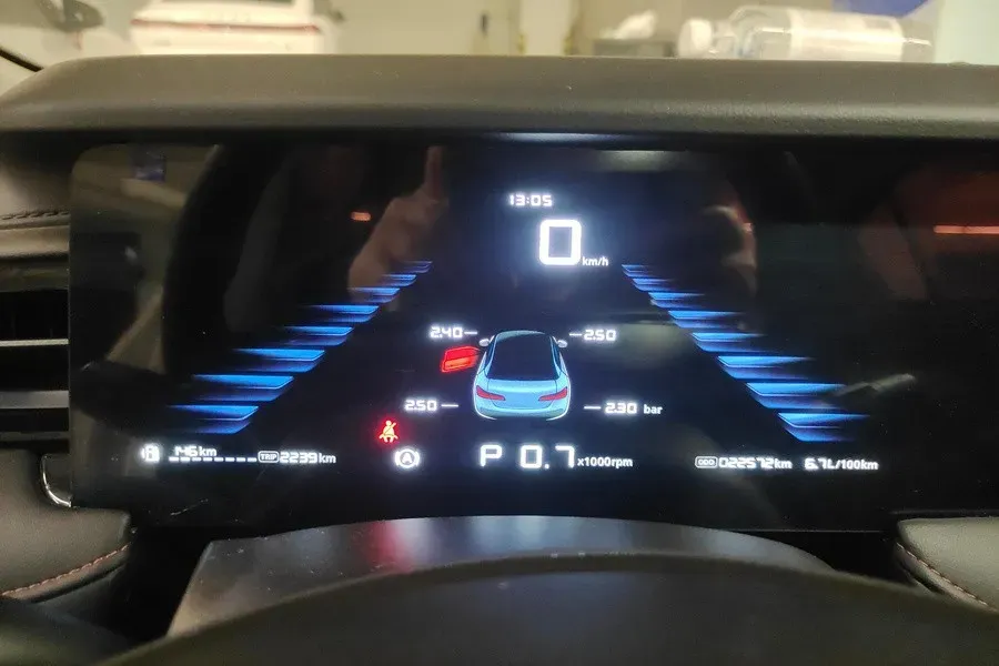 2023 Roewe i5 1.5L 129HP L4 CVT,autocango,china used car exporter,china ev exporter,chinese used car exporter,chinese used ev exporter