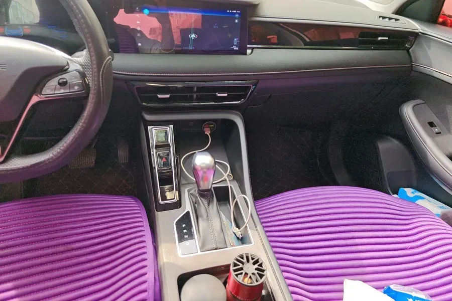 2023 Roewe i5 1.5L 129HP L4 CVT,autocango,china used car exporter,china ev exporter,chinese used car exporter,chinese used ev exporter