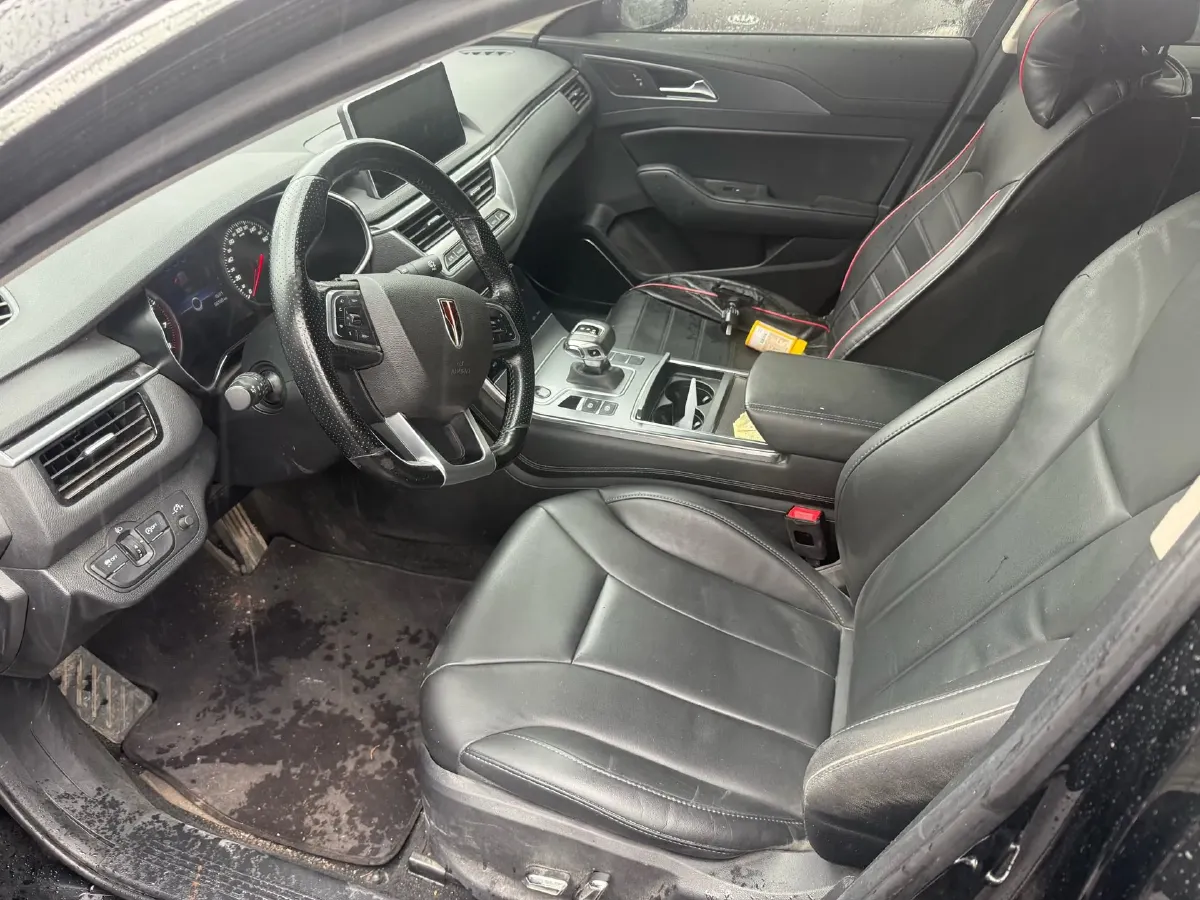 2022 HongQi H5 1.5T 169HP L4 7DCT,autocango,china used car exporter,china ev exporter,chinese used car exporter,chinese used ev exporter