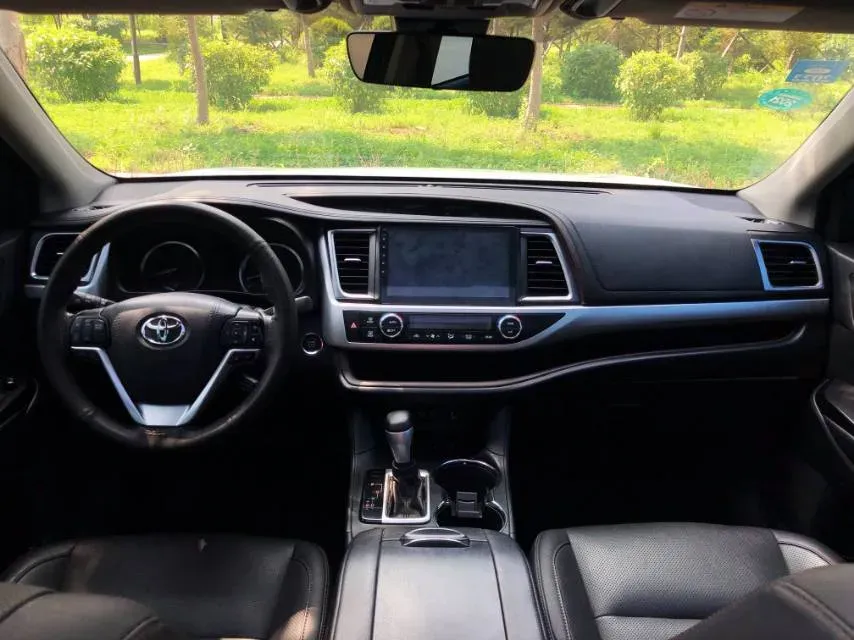 2018 Toyota Highlander 2.0T 220HP L4 6AT,autocango,china used car exporter,china ev exporter,chinese used car exporter,chinese used ev exporter