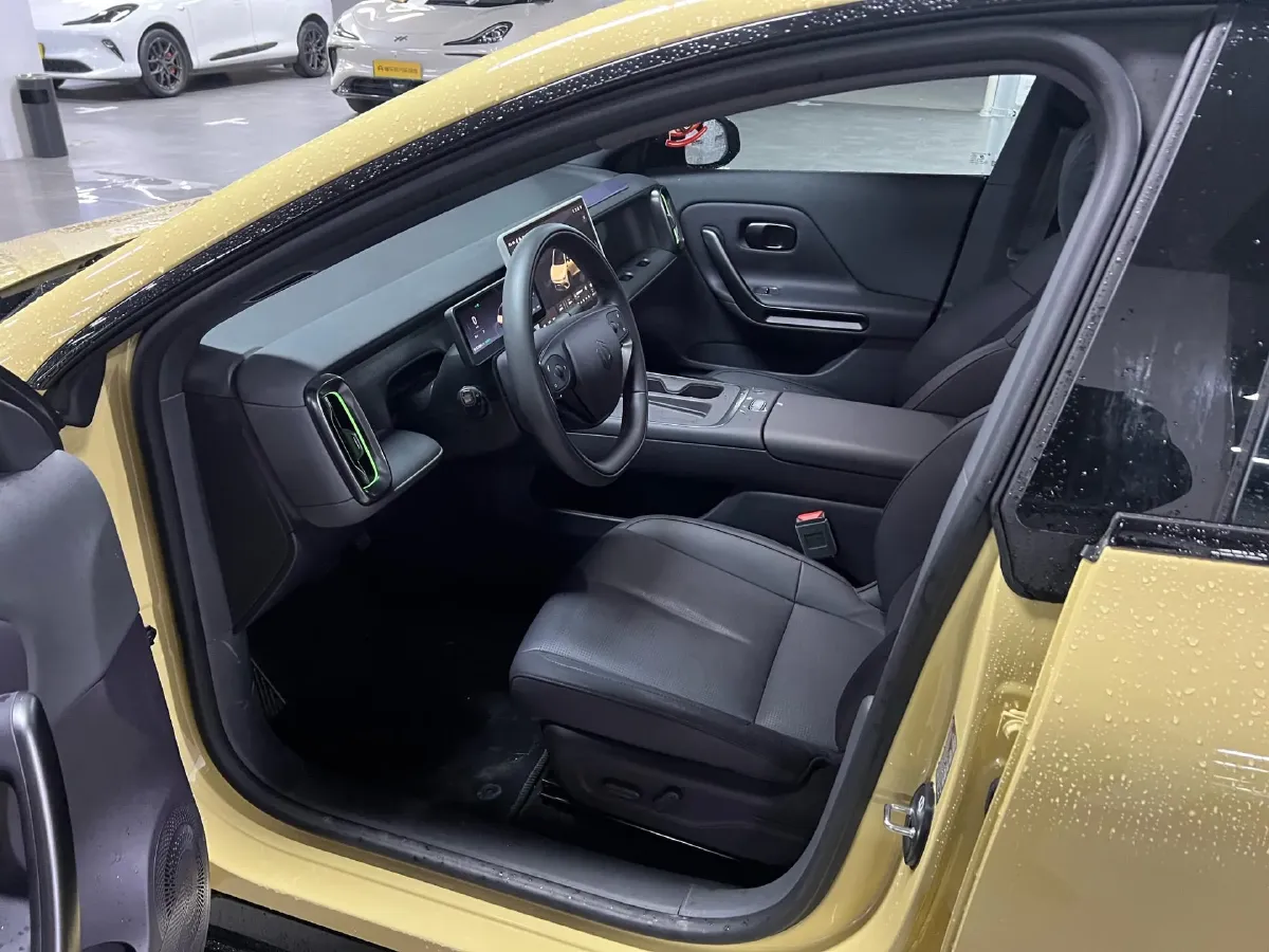 2026 Leapmotor Lafa5 BEV,autocango,china used car exporter,china ev exporter,chinese used car exporter,chinese used ev exporter