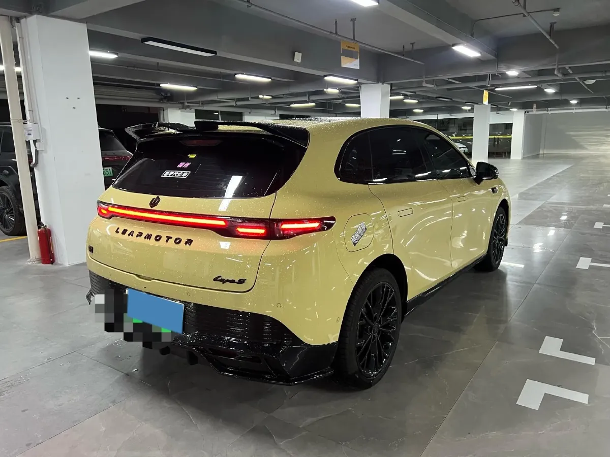 2026 Leapmotor Lafa5 BEV,autocango,china used car exporter,china ev exporter,chinese used car exporter,chinese used ev exporter