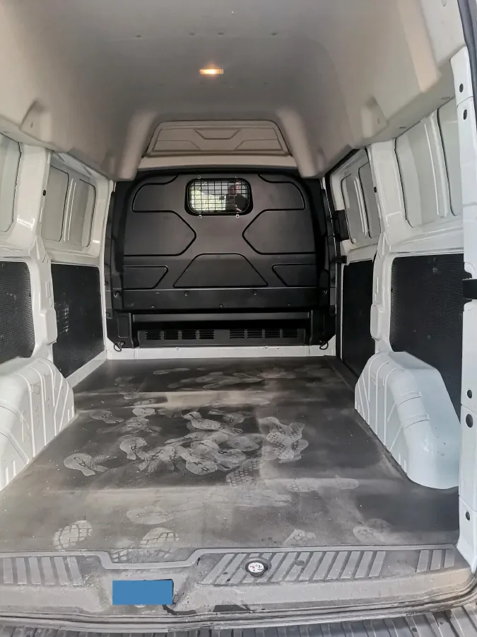 2020 Isuzu LingTuo 2.5T 150HP L4 6MT,autocango,china used car exporter,china ev exporter,chinese used car exporter,chinese used ev exporter