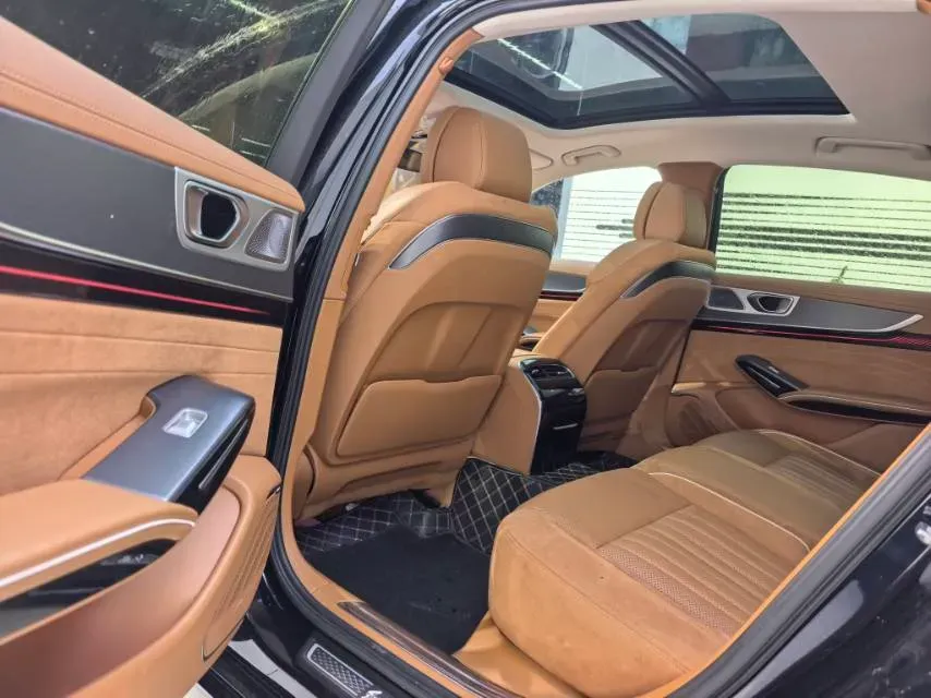 2024 HongQi H9 2.0T 252HP L4 7DCT,autocango,china used car exporter,china ev exporter,chinese used car exporter,chinese used ev exporter