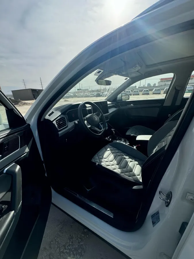 2023 Volkswagen Tayron 1.4T 150HP L4 7DCT,autocango,china used car exporter,china ev exporter,chinese used car exporter,chinese used ev exporter