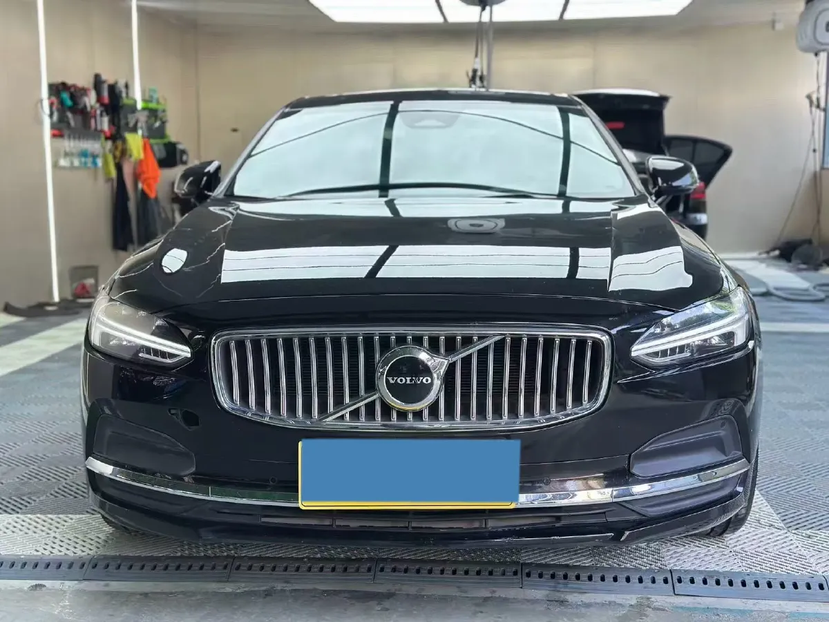 2024 Volvo S90 2.0T 250HP L4 8AT,autocango,china used car exporter,china ev exporter,chinese used car exporter,chinese used ev exporter