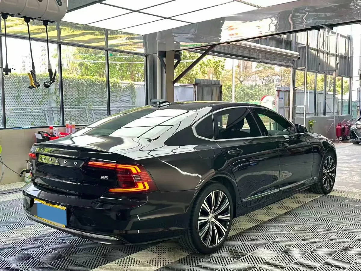 2024 Volvo S90 2.0T 250HP L4 8AT,autocango,china used car exporter,china ev exporter,chinese used car exporter,chinese used ev exporter