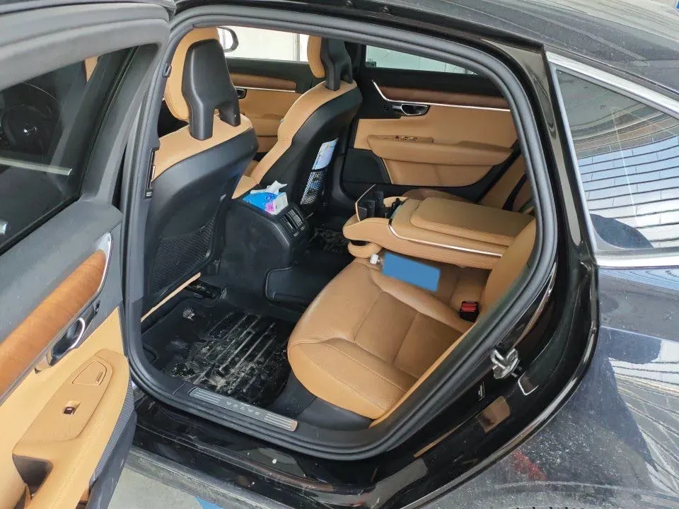 2019 Infiniti Q70 2.0T 211HP L4 7AT,autocango,china used car exporter,china ev exporter,chinese used car exporter,chinese used ev exporter