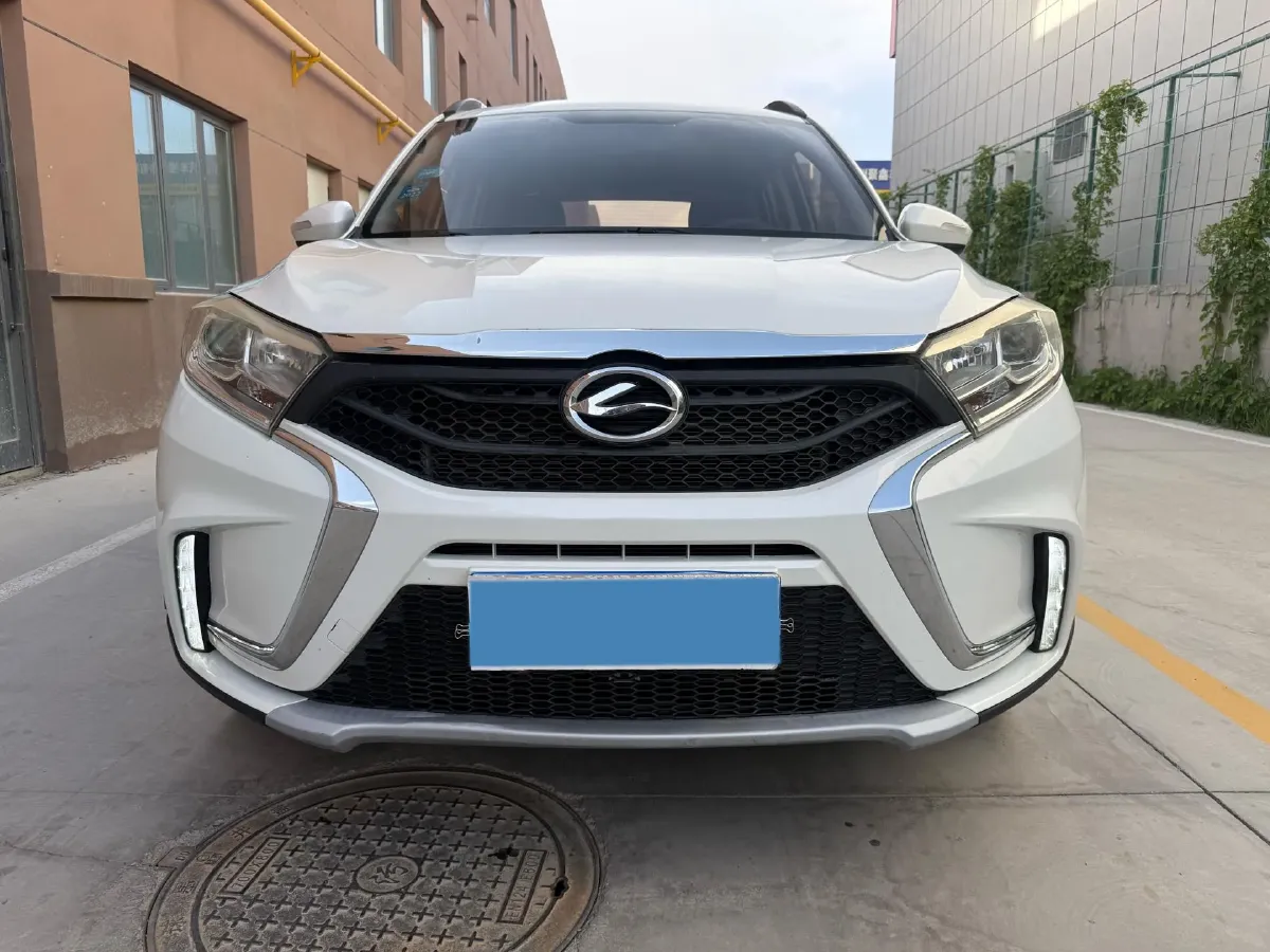 2017 Landwind X2 1.6L 125HP L4 4AT,autocango,china used car exporter,china ev exporter,chinese used car exporter,chinese used ev exporter