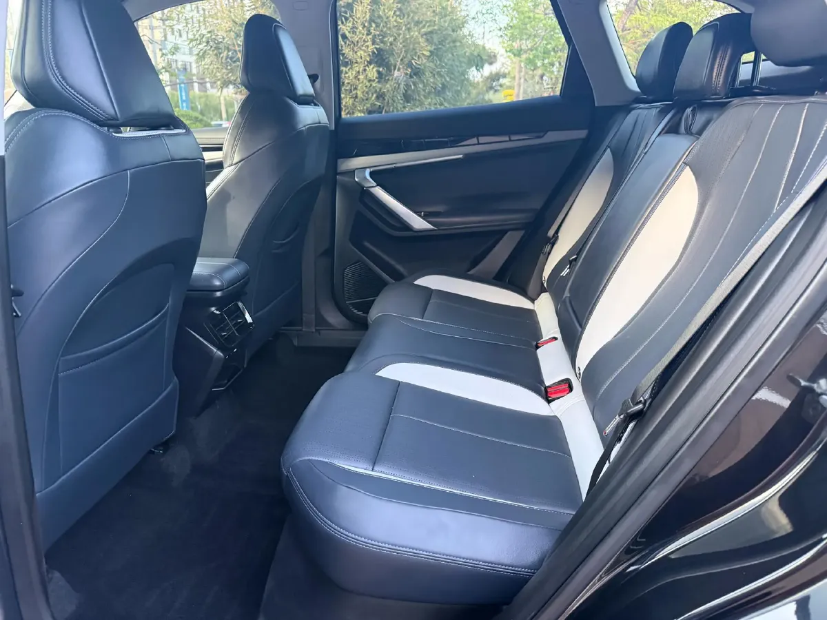 2023 Geely StarRay 1.5T 181HP L4 7DCT,autocango,china used car exporter,china ev exporter,chinese used car exporter,chinese used ev exporter