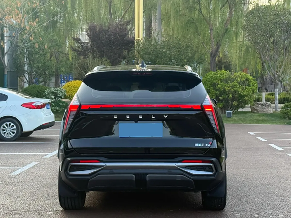 2023 Geely StarRay 1.5T 181HP L4 7DCT,autocango,china used car exporter,china ev exporter,chinese used car exporter,chinese used ev exporter