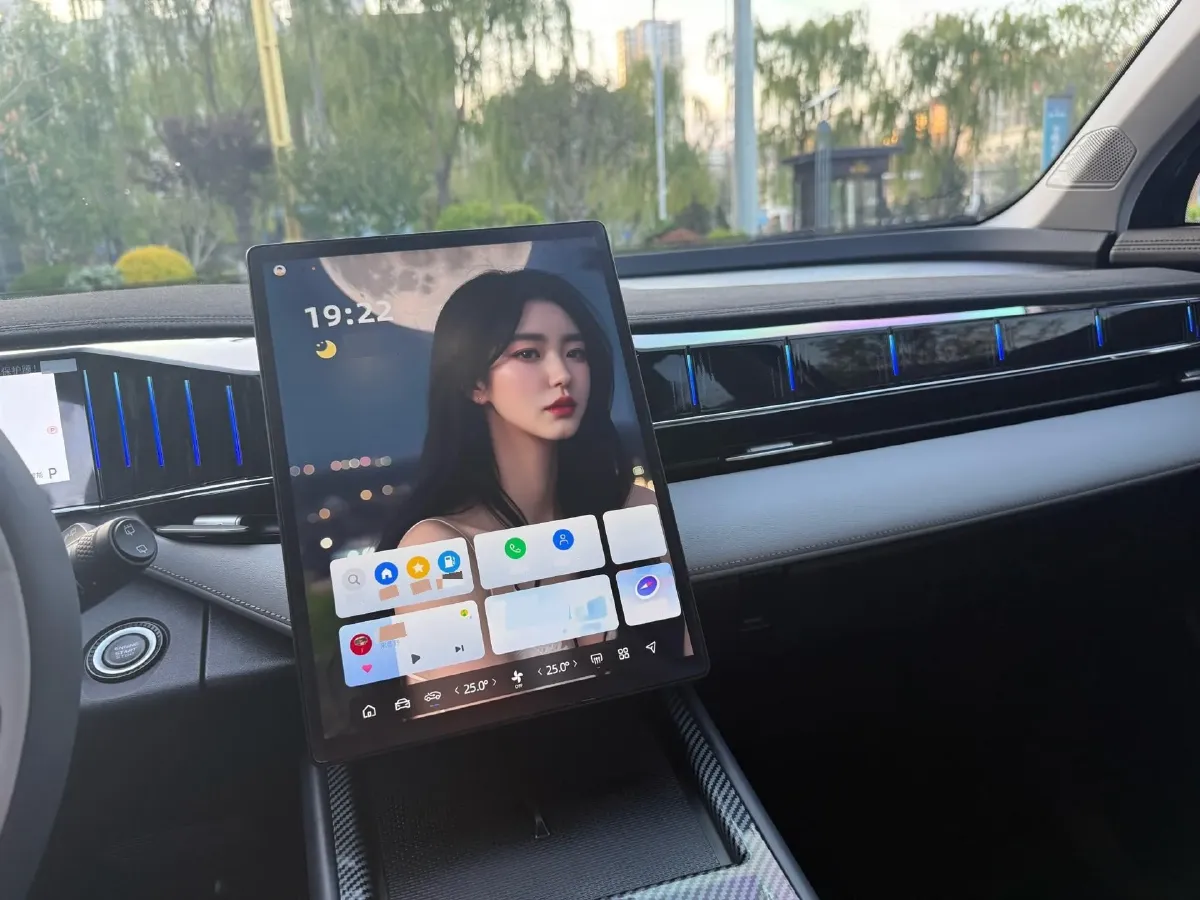 2023 Geely StarRay 1.5T 181HP L4 7DCT,autocango,china used car exporter,china ev exporter,chinese used car exporter,chinese used ev exporter