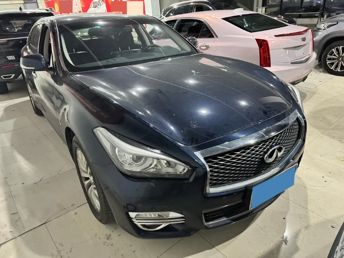 2019 Infiniti Q70 2.0T 211HP L4 7AT,autocango,china used car exporter,china ev exporter,chinese used car exporter,chinese used ev exporter