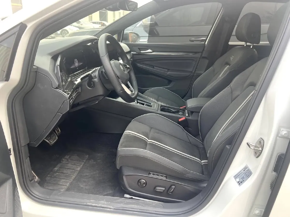 2021 Volkswagen Golf 1.4T 150HP L4 7DCT,autocango,china used car exporter,china ev exporter,chinese used car exporter,chinese used ev exporter