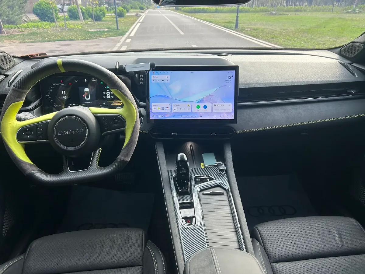 2023 LYNK&CO 03 2.0T 254HP L4 7DCT,autocango,china used car exporter,china ev exporter,chinese used car exporter,chinese used ev exporter