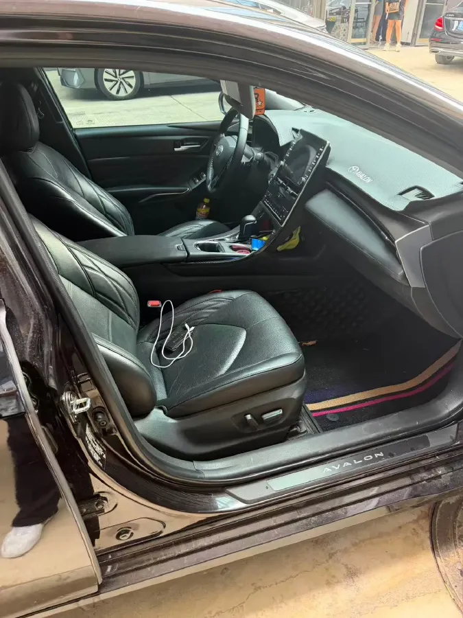 2019 Toyota Avalon 2.5L 209HP L4 8AT,autocango,china used car exporter,china ev exporter,chinese used car exporter,chinese used ev exporter